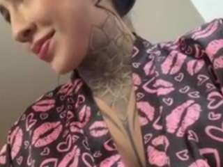 iamanna Live Webcam on CamSoda