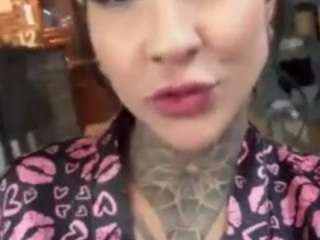 iamanna's CamSoda show and profile