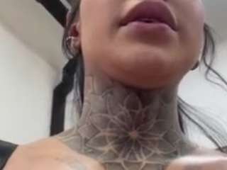 iamanna Live Webcam on CamSoda