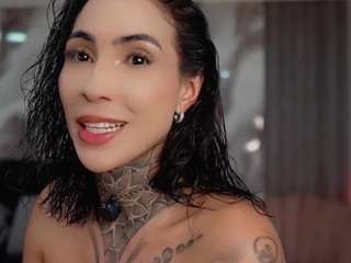 iamanna Live Webcam on CamSoda