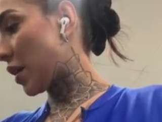 iamanna's CamSoda show and profile