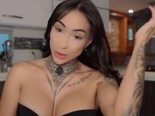 iamanna live webcam show