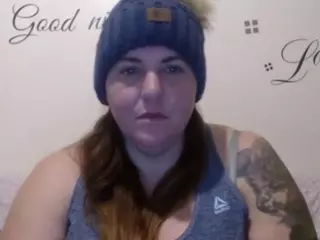 ewelly17's Live Sex Cam Show