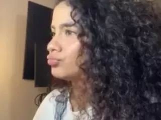 GIIA's Live Sex Cam Show