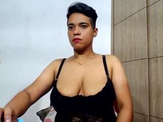  lizbigtits chat room