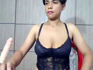 lizbigtits's Live Sex Cam Show