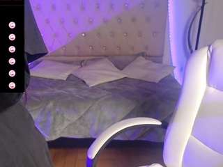 karlaflower Live Webcam on CamSoda