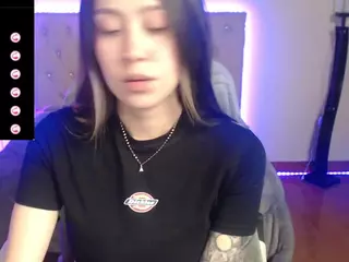 karlaflower's Live Sex Cam Show