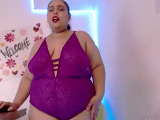 NicolleJordan's Live Sex Cam Show