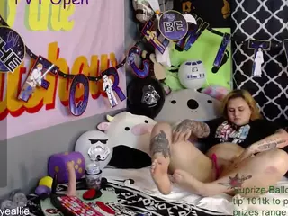 Miss Allie's Live Sex Cam Show
