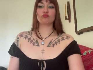 Live cam show with bluethevirgo