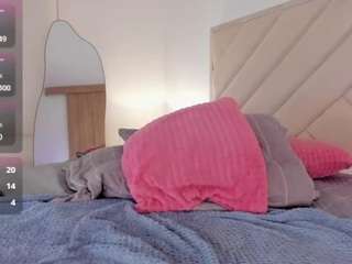sofia-jones