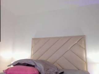 sofia-jones
