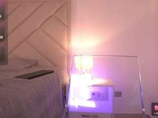 MRS. SQUIRT QUEEN live cam preview