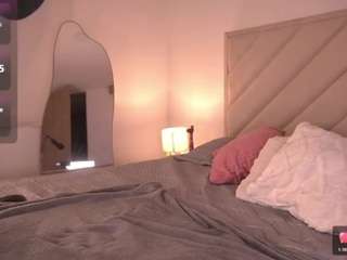 sofia-jones