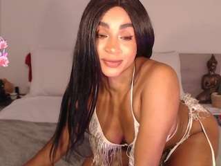 destinnemills Live Webcam on CamSoda