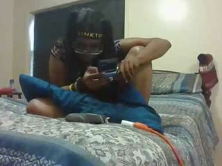 antonettekiki webcam