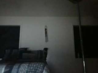 Live Sex Chat with antonettekiki (@antonettekiki)