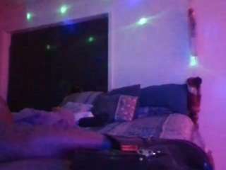 Live Sex Chat with antonettekiki (@antonettekiki)