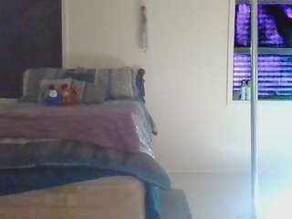 antonettekiki Orgasm live webcam