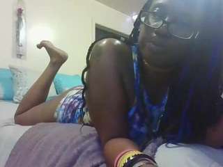 le modèle antonettekiki est en webcam porno dans un show sur le site camsoda, il possède les tags suivants: ass,handjob,toys,tattoos,spank,pussy,orgasm,ohmibod,masturbation,lush,asshole,lovense,flashing,fingers,fetish,feet,dildo,cum,brown eyes,blowjob