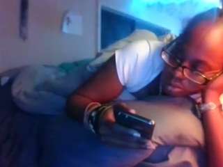 antonettekiki live webcam show
