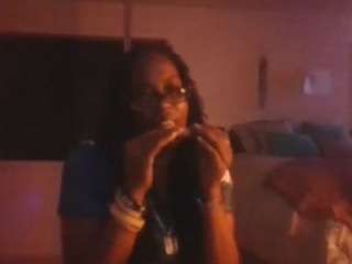 antonettekiki live webcam show