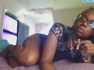 le modèle antonettekiki est en webcam porno dans un show sur le site camsoda, il possède les tags suivants: ass,ass clapping,twerk,toys,tattoos,spank,solo show,pussy,ohmibod,no drinking,lush,lovense,hazel eyes,flashing,fingers,fetish,feet,facial piercings,erotic dance,dildo or vibrator