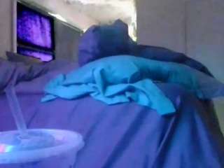 Antonettekiki's cam show statistics and live stream