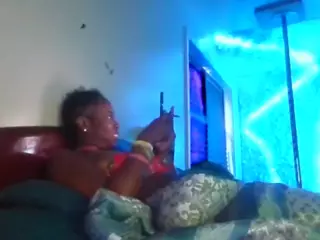antonettekiki's Live Sex Cam Show