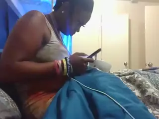 antonettekiki's Live Sex Cam Show