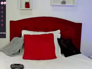 cristalkitty's Live Sex Cam Show