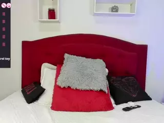 cristalkitty's Live Sex Cam Show