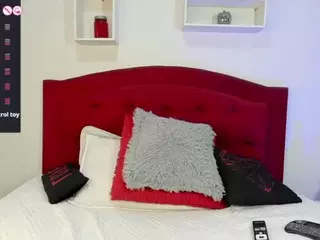 cristalkitty's Live Sex Cam Show