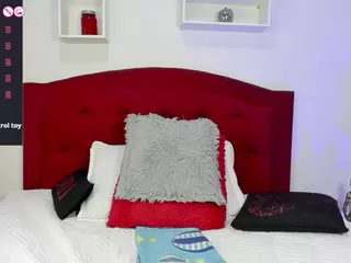 cristalkitty's Live Sex Cam Show