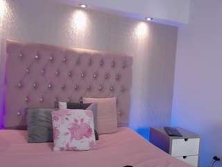 devora-sammer webcam model