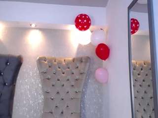 devora-sammer Live Webcam on CamSoda