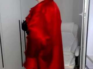 red-scarlett