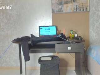 Live cam show with squirt-blondy