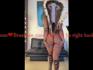lady-brownn
