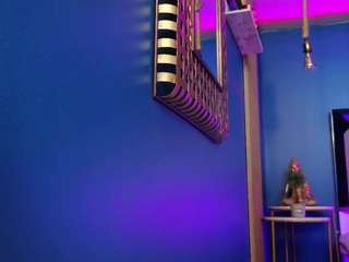 lady-brownn webcam model