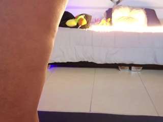 lady-brownn webcam model