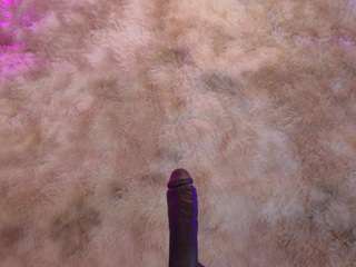 Live webcam model lady-brownn on Soda Cams