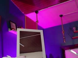 Lady-brownn's cam show statistics and live stream