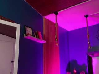 lady-brownn Sex Cam Show