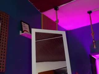lady-brownn Sex Cam Show