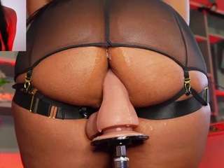 Lady Brown live webcam show