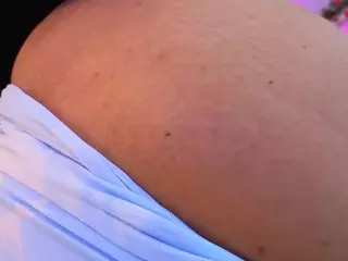 lady-brownn's Live Sex Cam Show