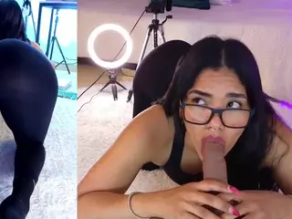 lady-brownn's Live Sex Cam Show