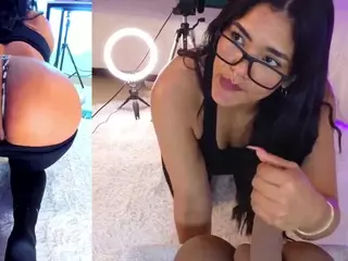 lady-brownn's Live Sex Cam Show